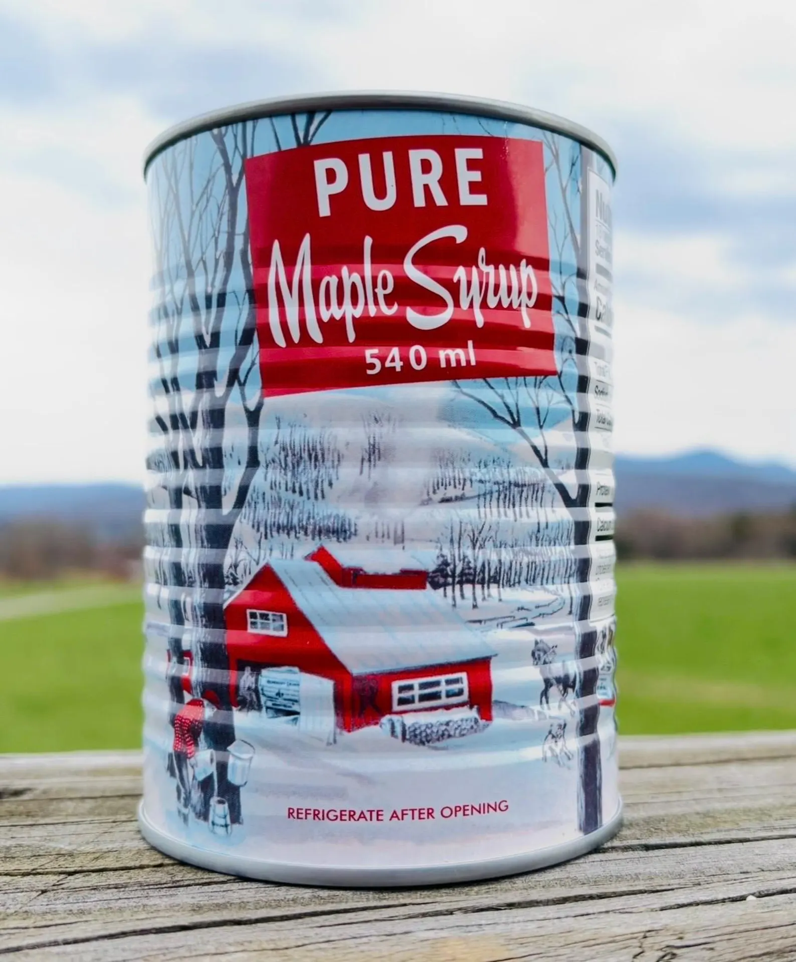 Pure maple syrup can